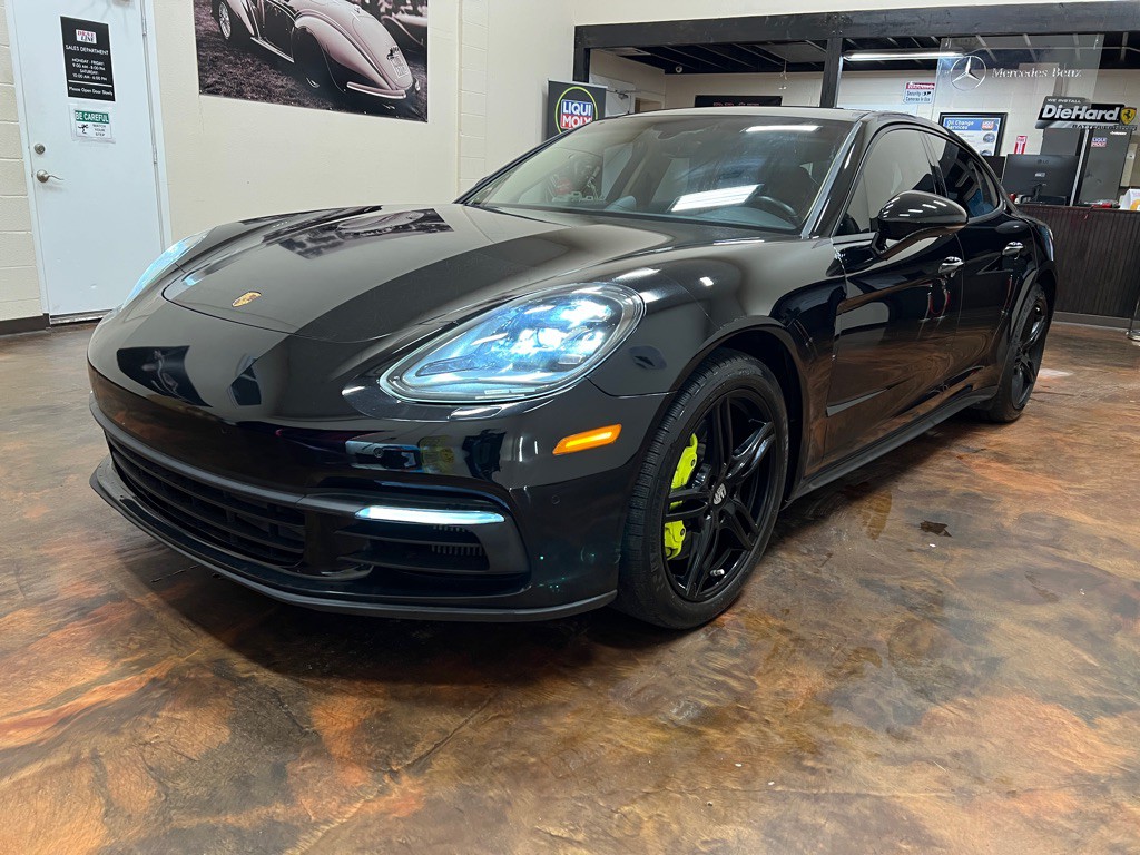 2018 Porsche Panamera Image 5