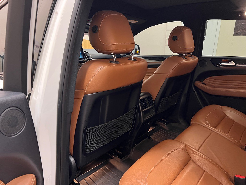 2016 Mercedes-Benz GLE-Class Image 32