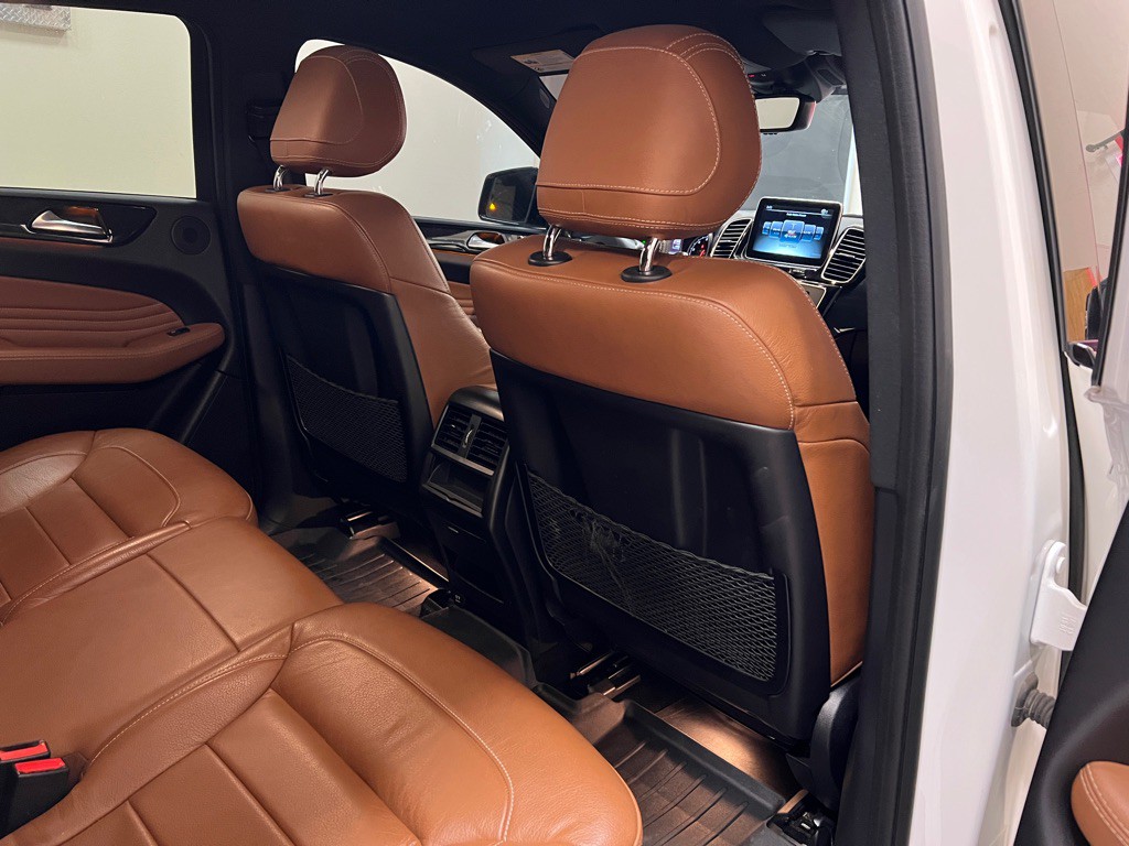 2016 Mercedes-Benz GLE-Class Image 35