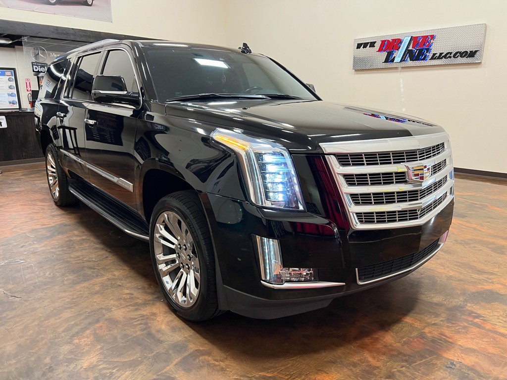 2020 Cadillac Escalade Image 3