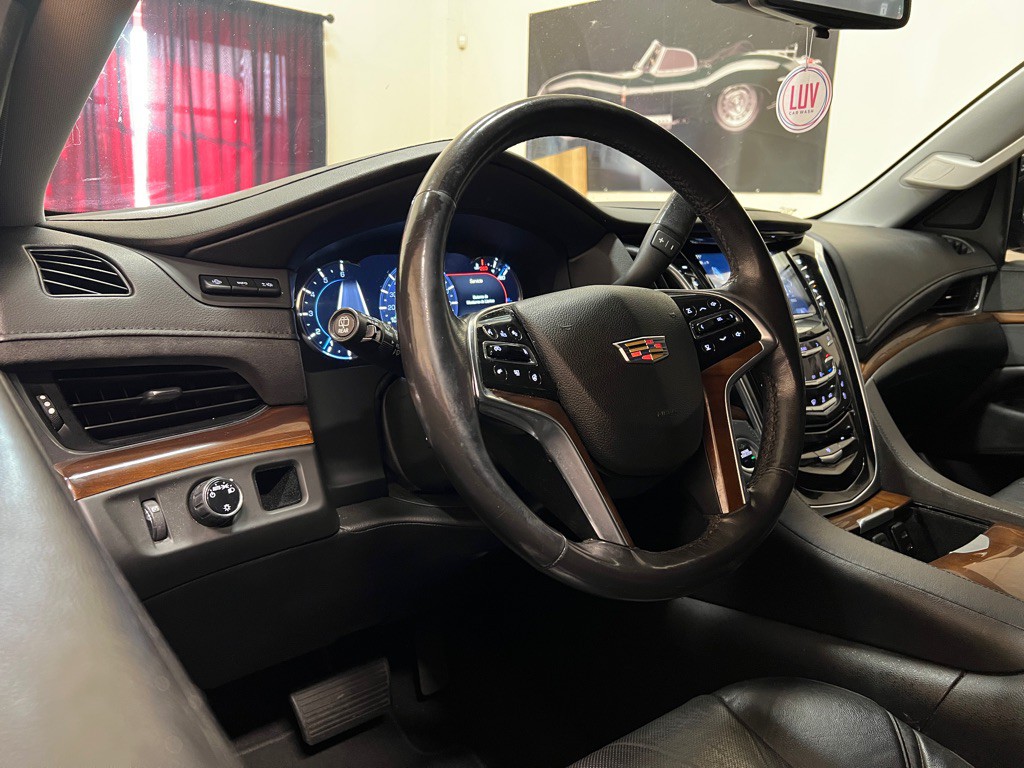 2020 Cadillac Escalade Image 15