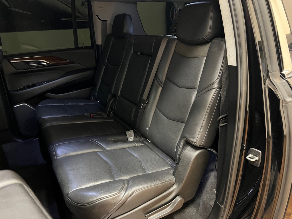 2020 Cadillac Escalade Image 35