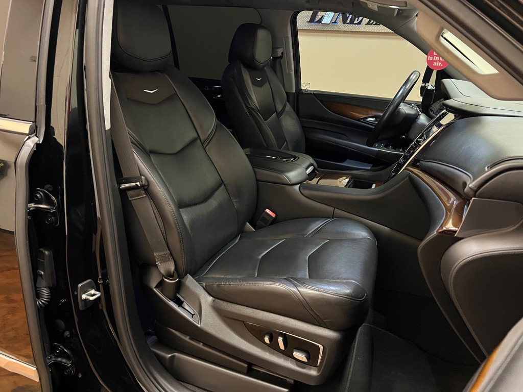 2020 Cadillac Escalade Image 39