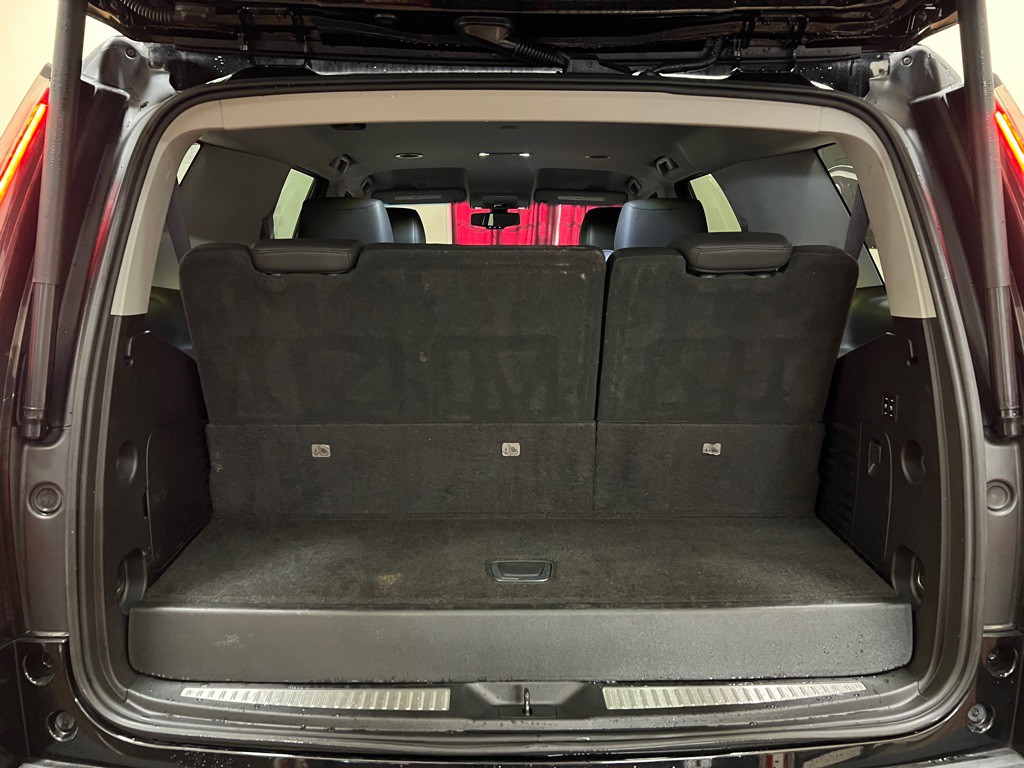 2017 Cadillac Escalade Image 37