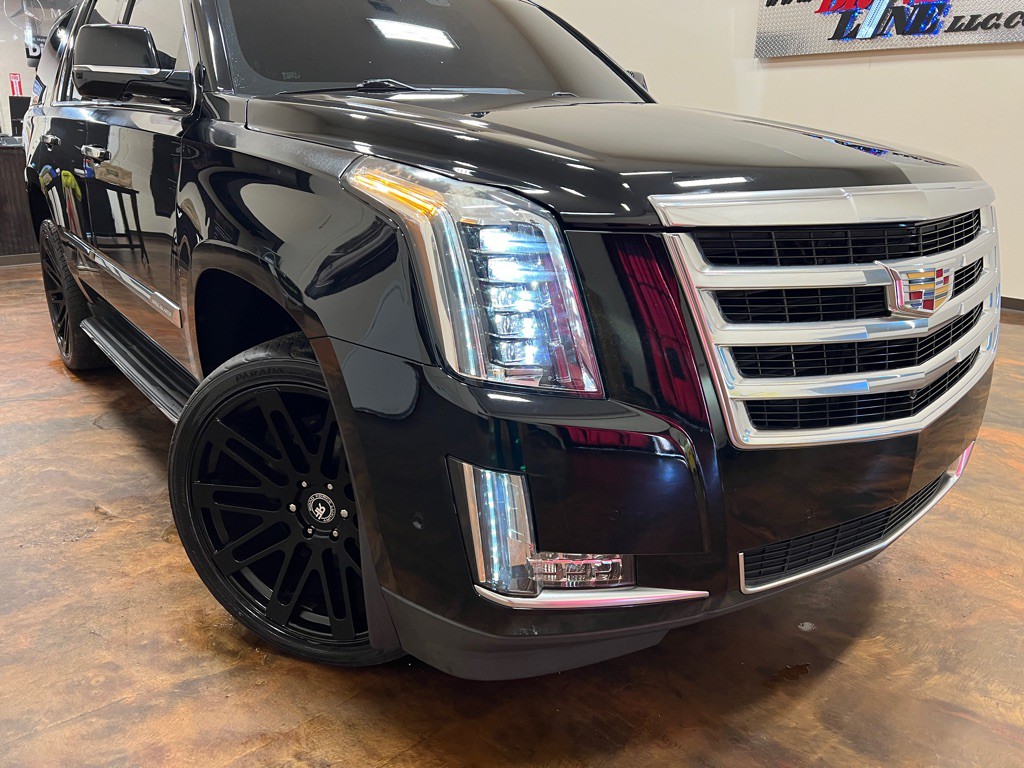 2017 Cadillac Escalade Image 41