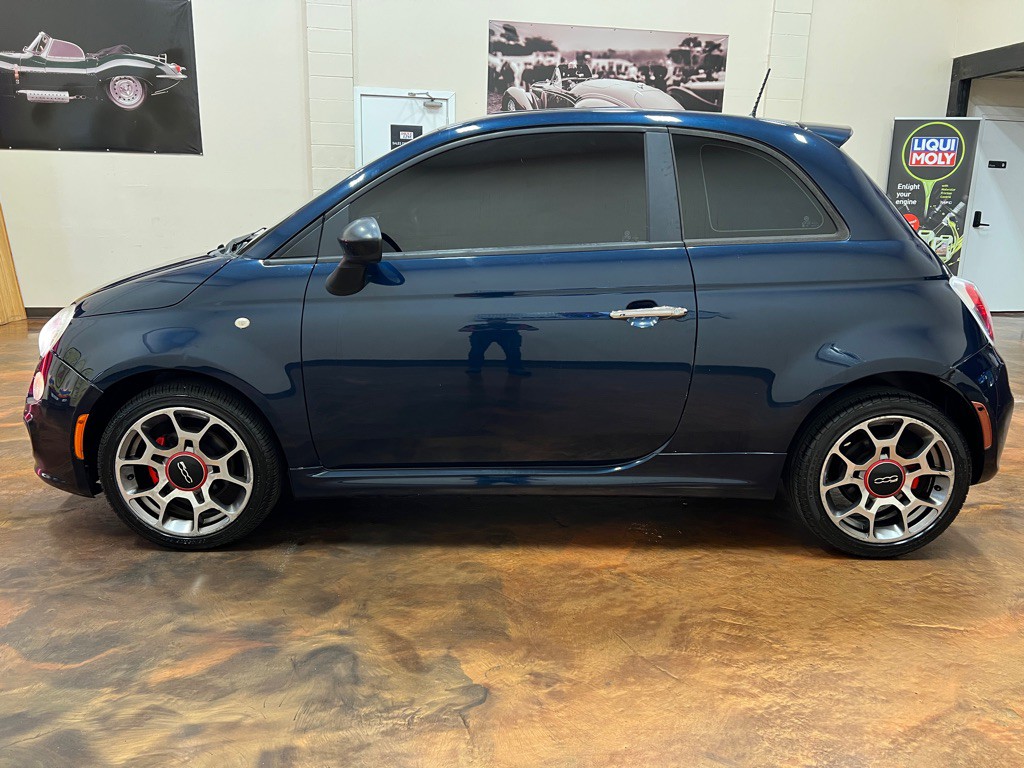 2013 FIAT 500 Image 6