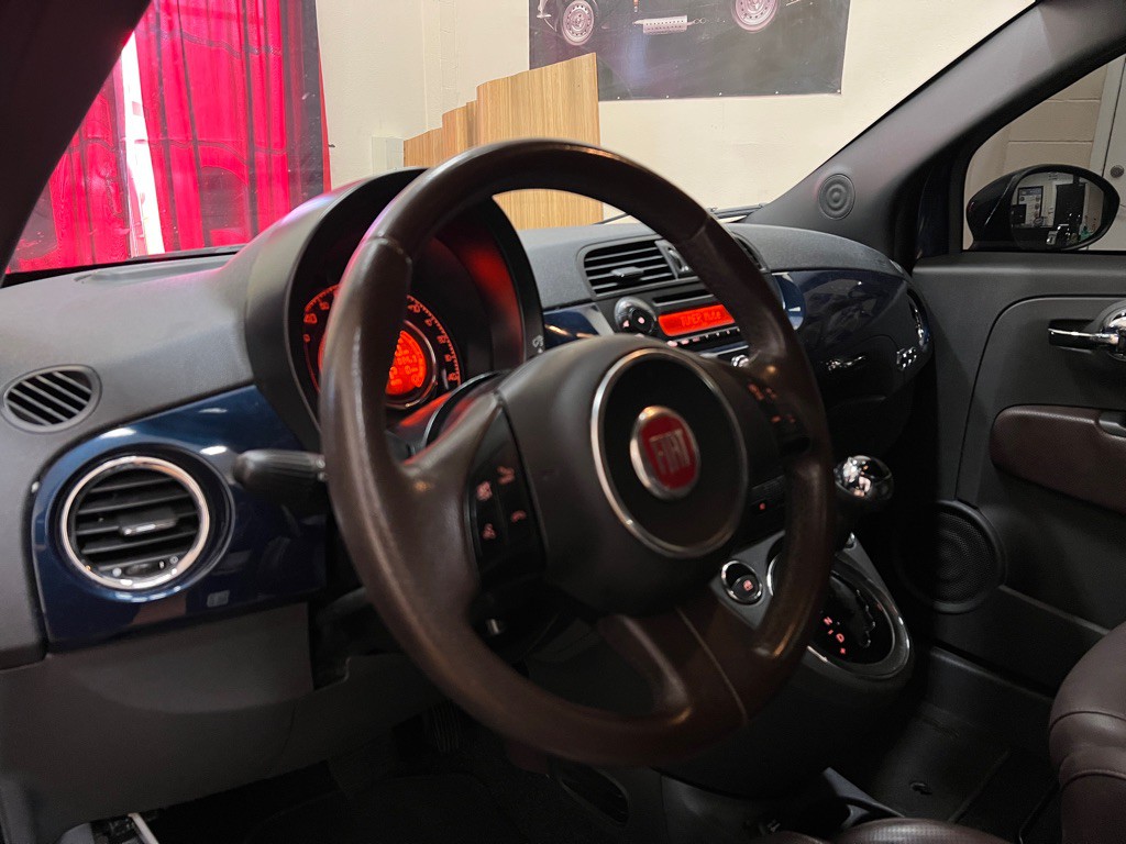 2013 FIAT 500 Image 13