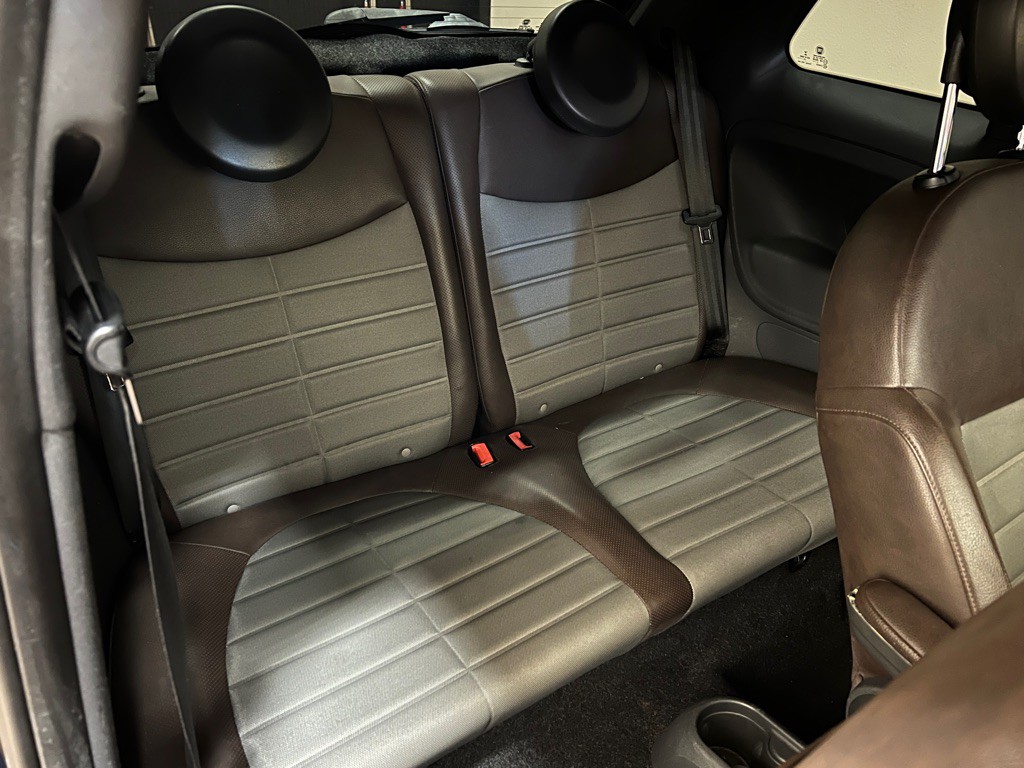 2013 FIAT 500 Image 27