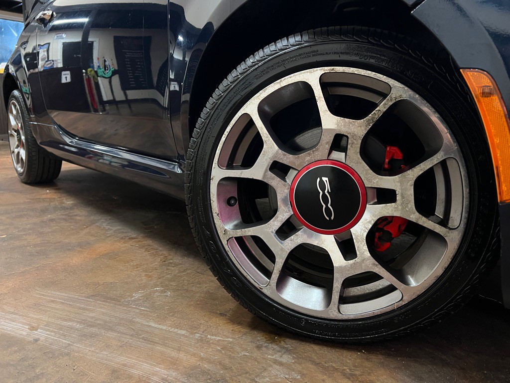 2013 FIAT 500 Image 33