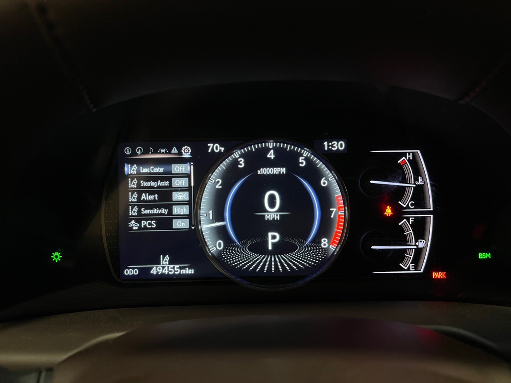 2019 Lexus ES Image 16