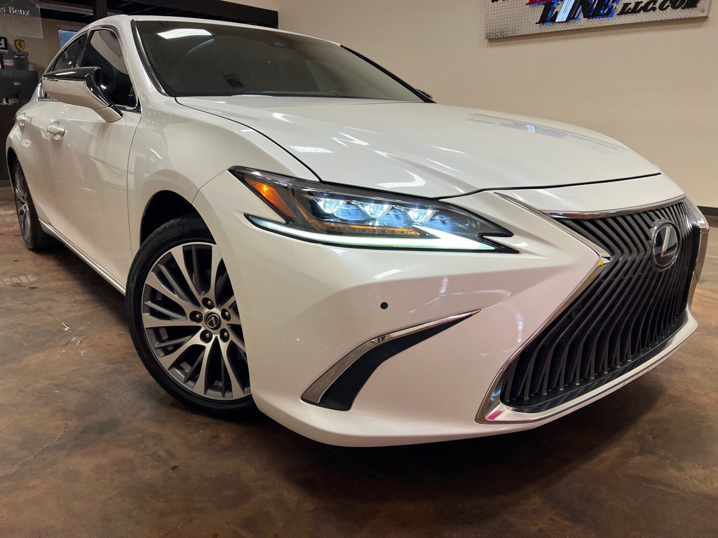 2019 Lexus ES Image 37