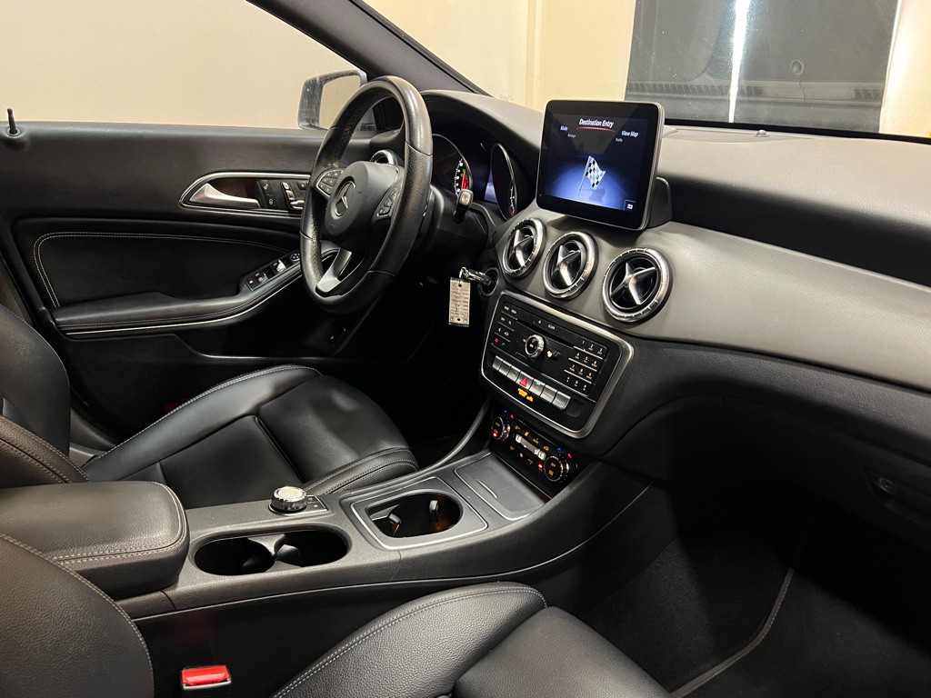 2018 Mercedes-Benz CLA-Class Image 15