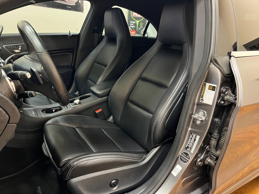 2018 Mercedes-Benz CLA-Class Image 28