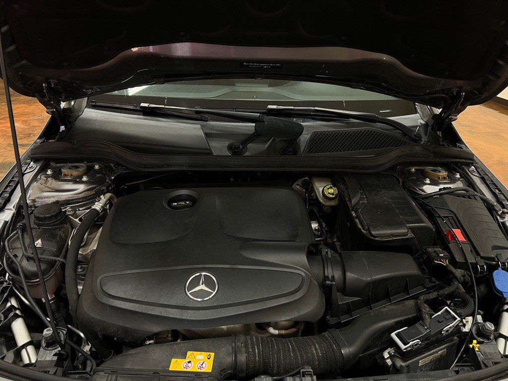2018 Mercedes-Benz CLA-Class Image 35