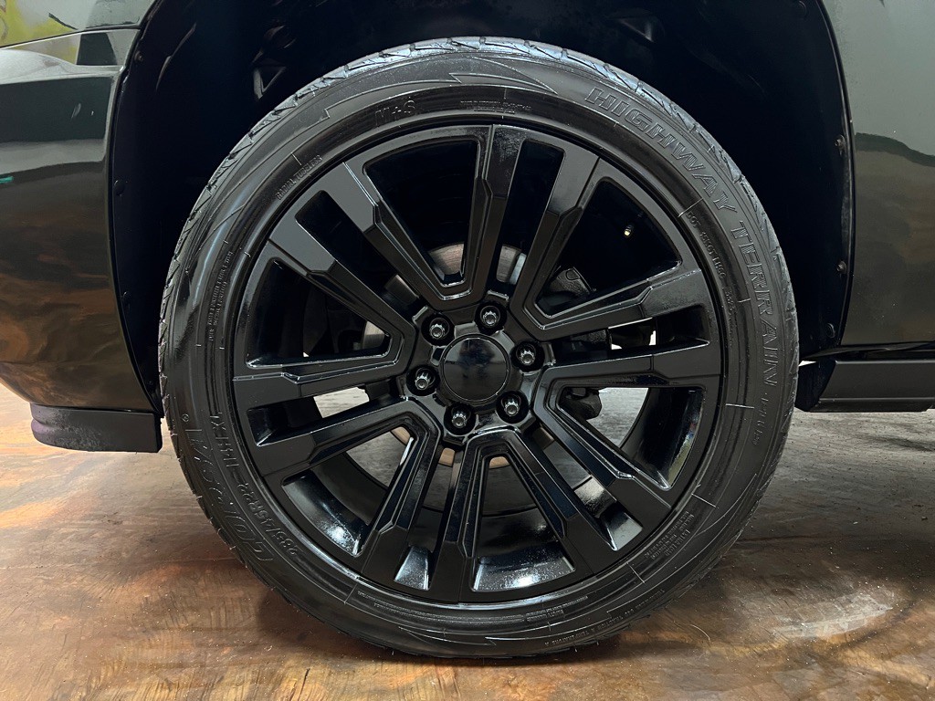 2013 Cadillac Escalade Image 13