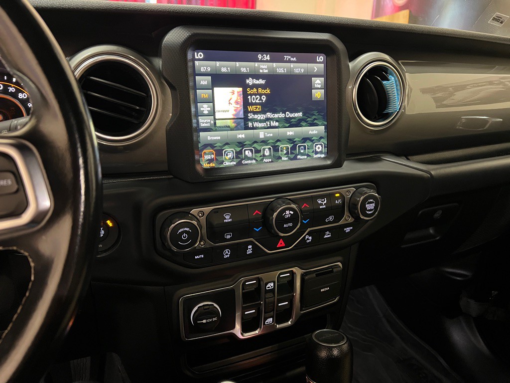 2020 Jeep Gladiator Image 25