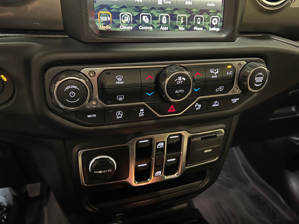 2020 Jeep Gladiator Image 28
