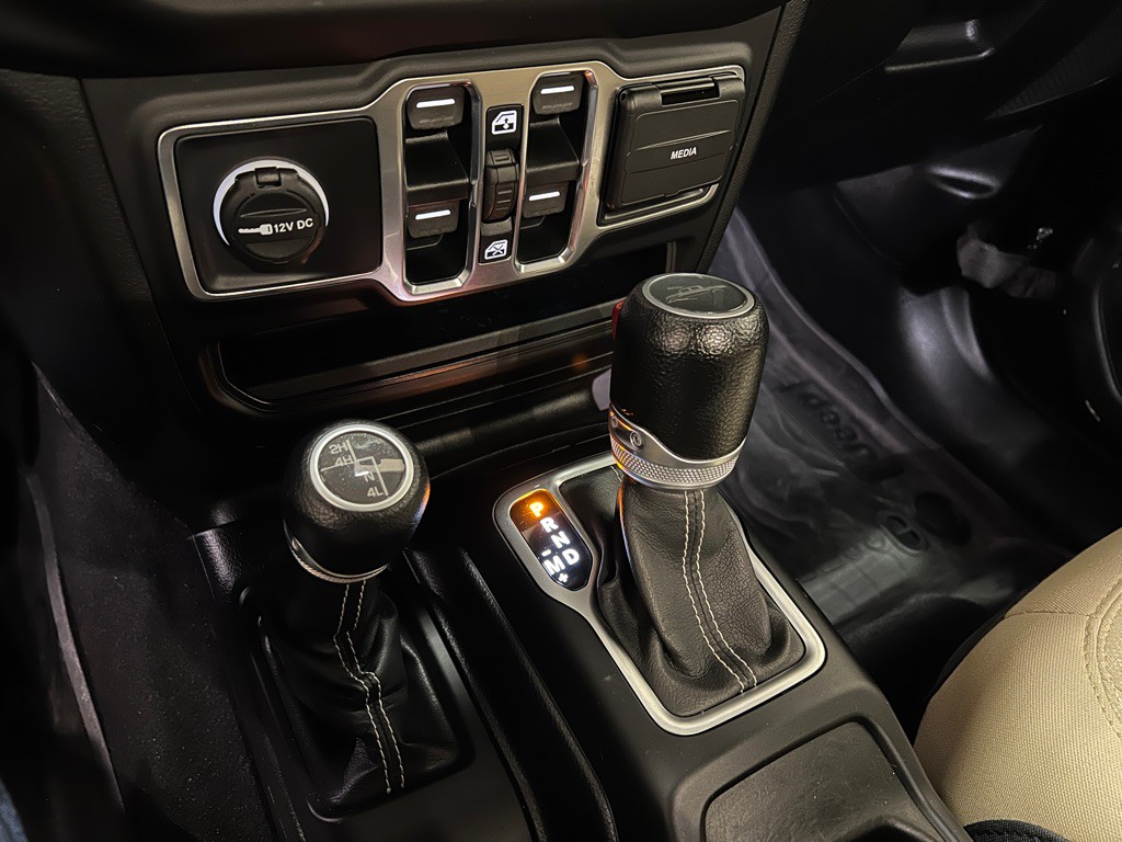 2020 Jeep Gladiator Image 30