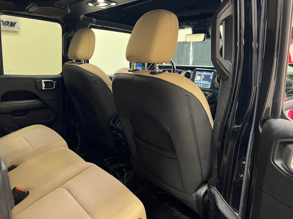 2020 Jeep Gladiator Image 36