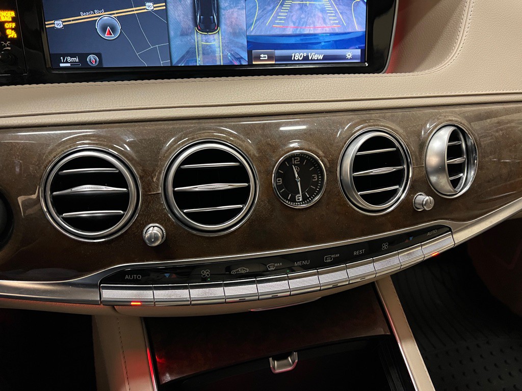 2014 Mercedes-Benz S-Class Image 26