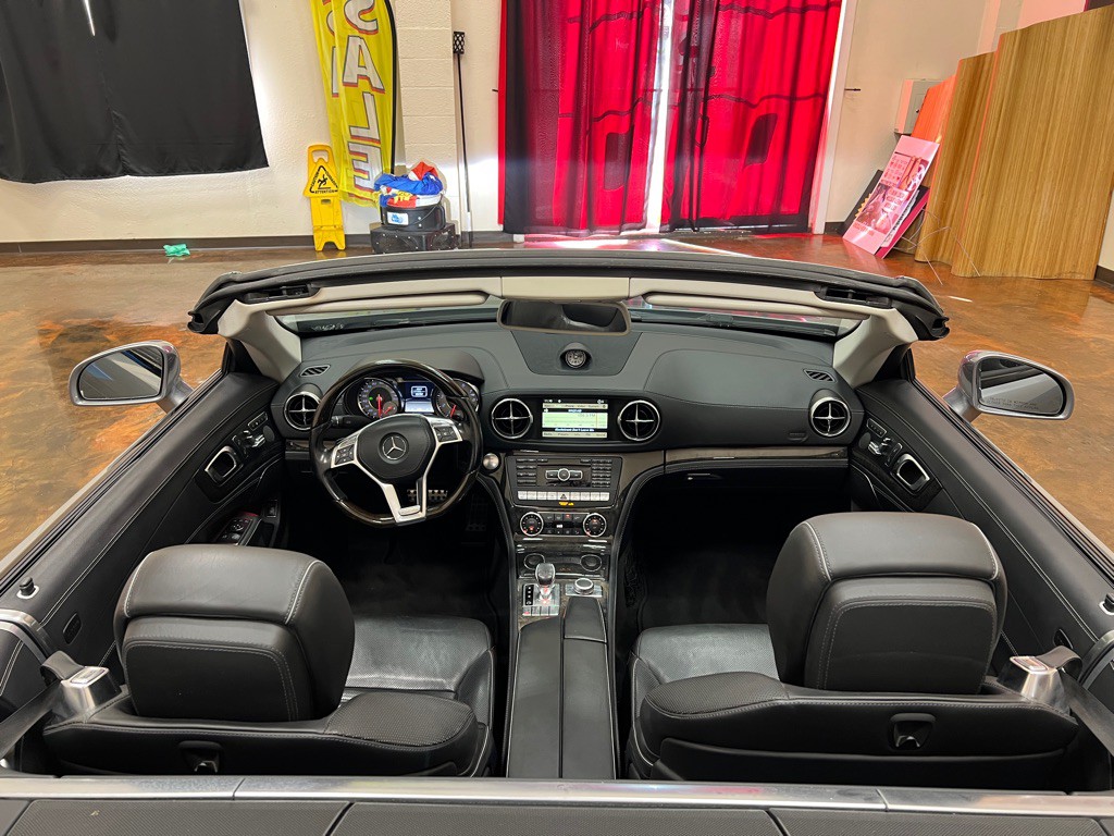 2013 Mercedes-Benz SL-Class Image 22