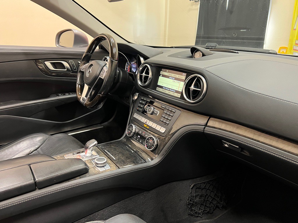 2013 Mercedes-Benz SL-Class Image 23