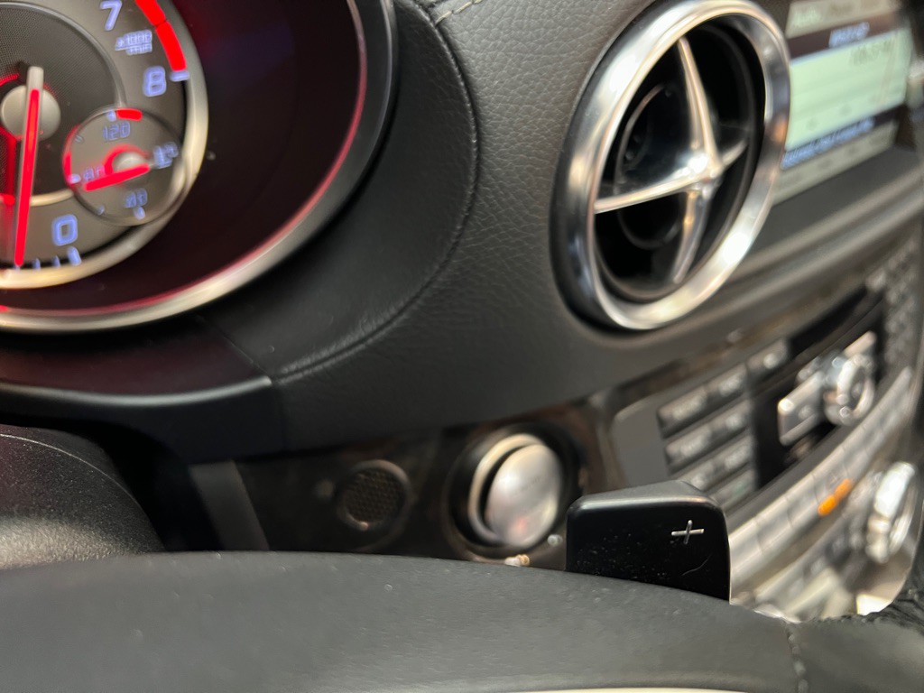 2013 Mercedes-Benz SL-Class Image 29