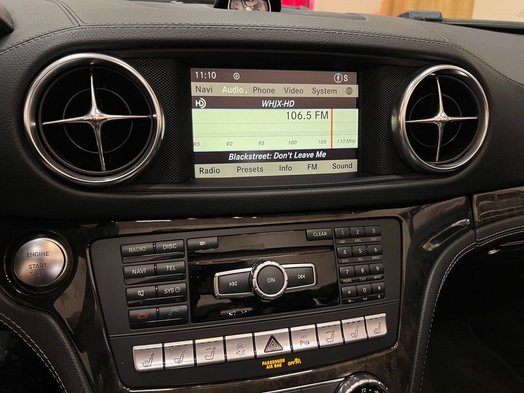 2013 Mercedes-Benz SL-Class Image 32