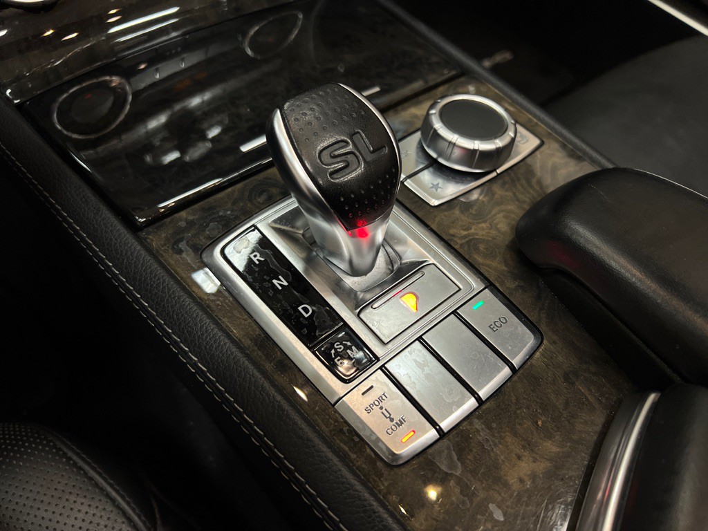 2013 Mercedes-Benz SL-Class Image 35