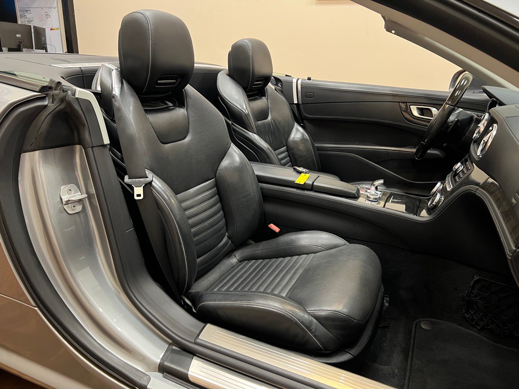 2013 Mercedes-Benz SL-Class Image 38