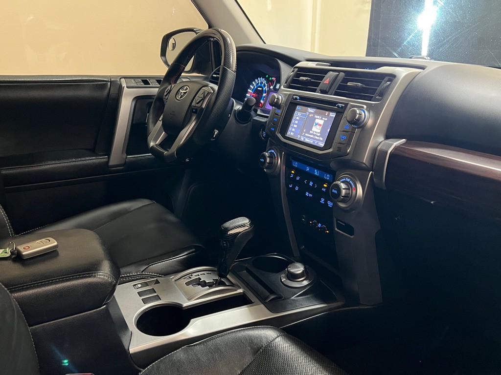 2014 Toyota 4Runner Image 15