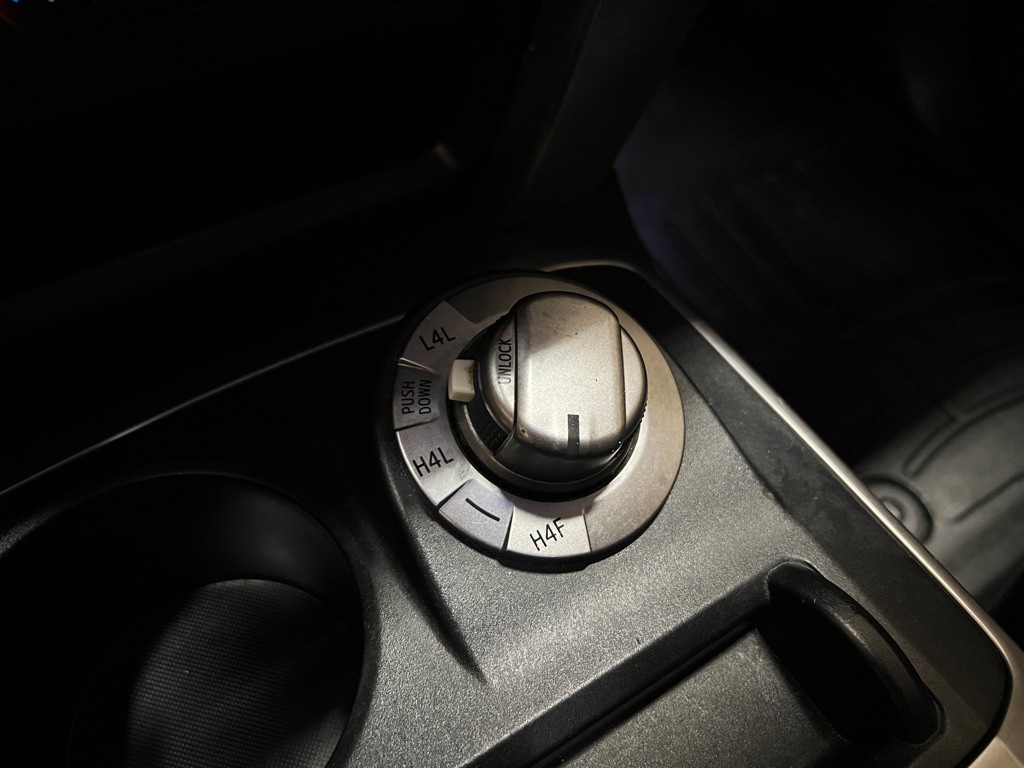 2014 Toyota 4Runner Image 26