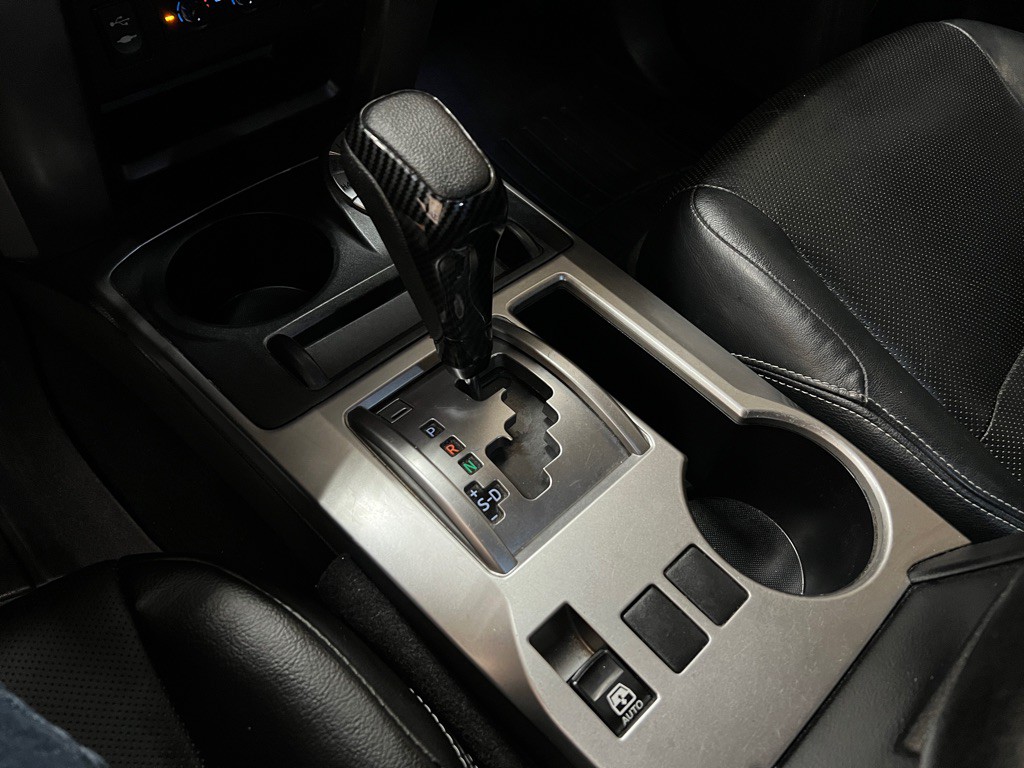2014 Toyota 4Runner Image 27