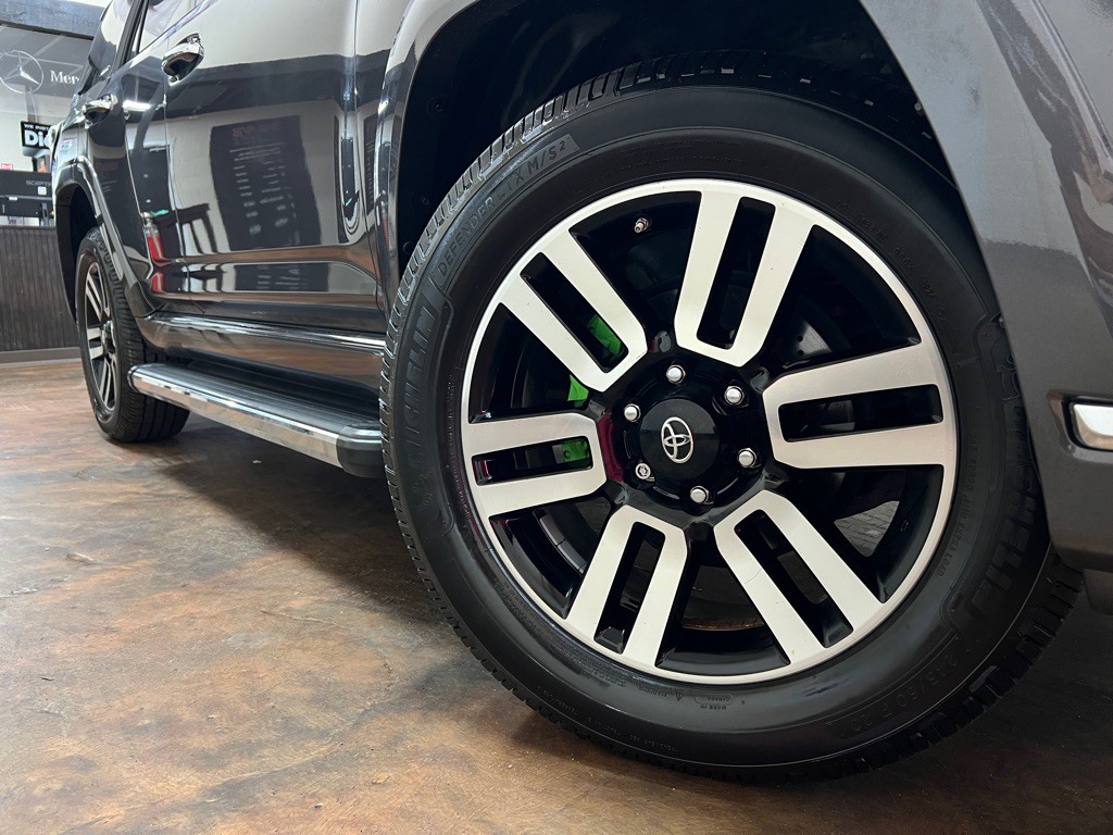 2014 Toyota 4Runner Image 40