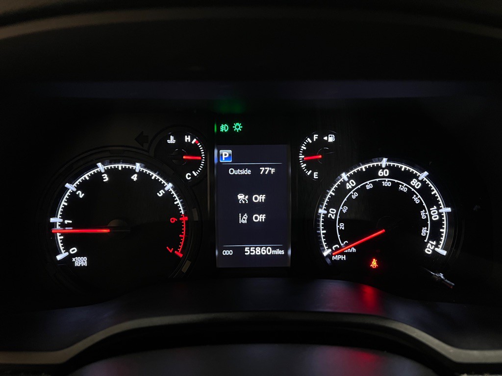 2022 Toyota 4Runner Image 16