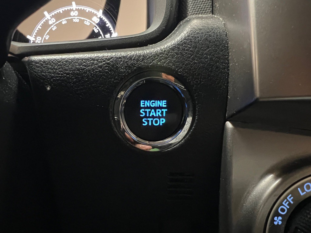 2022 Toyota 4Runner Image 26