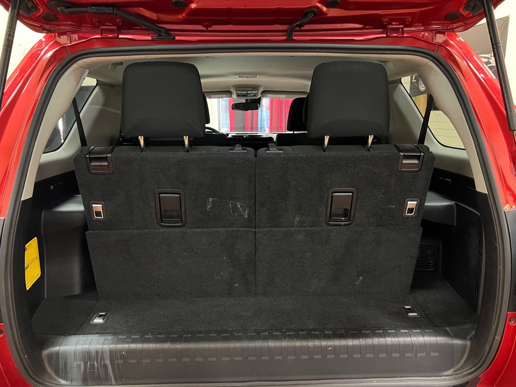 2022 Toyota 4Runner Image 38