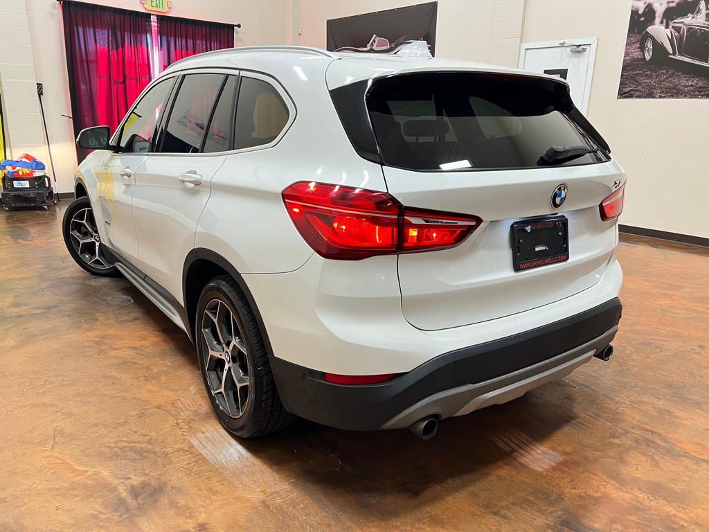 2018 BMW X1 Image 2