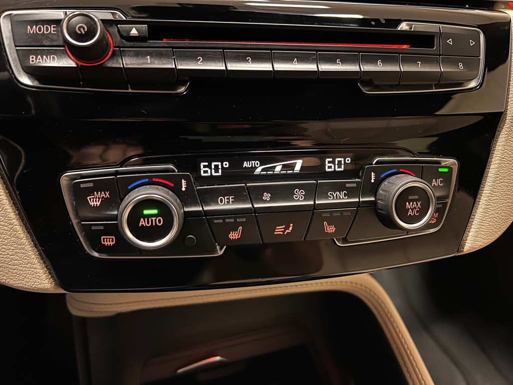 2018 BMW X1 Image 25