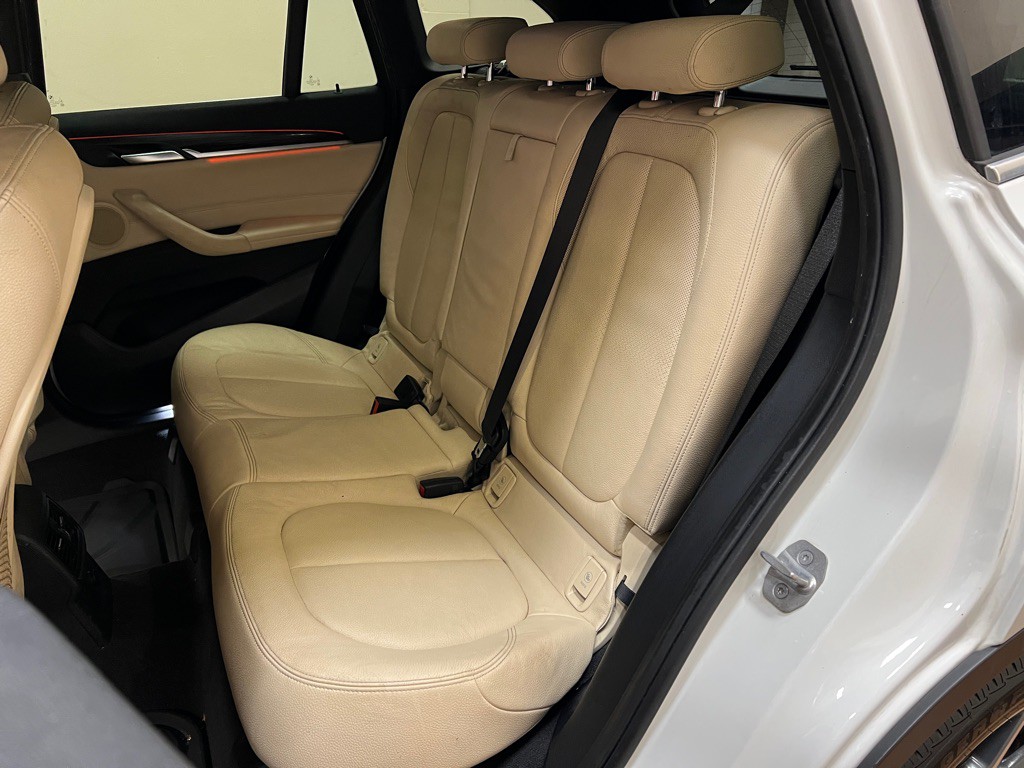 2018 BMW X1 Image 33