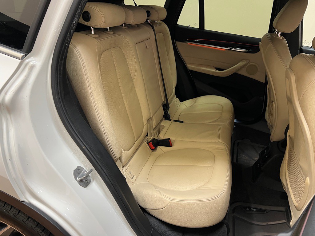 2018 BMW X1 Image 34