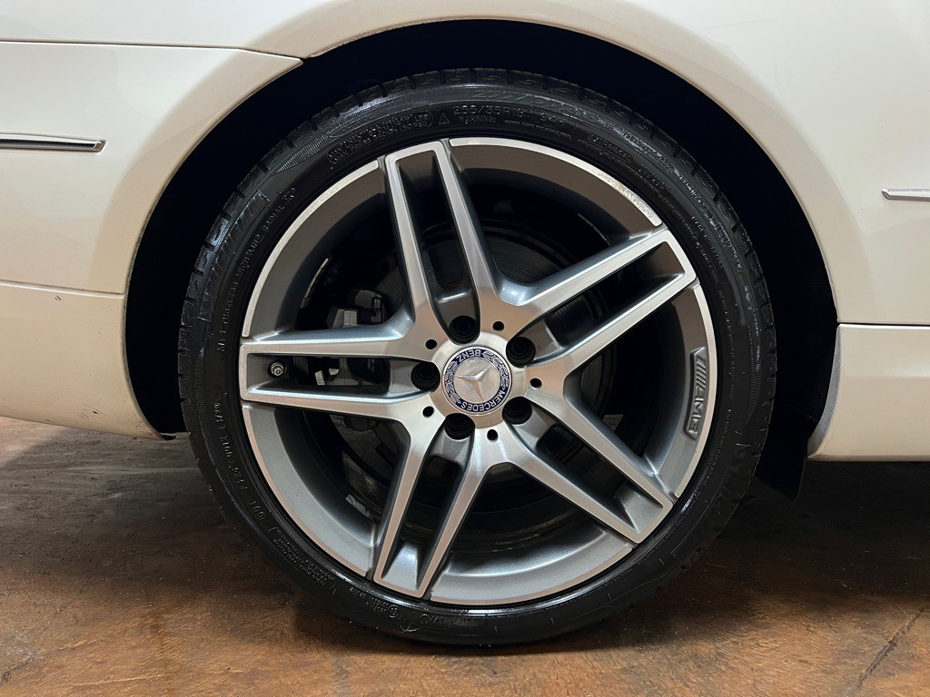 2014 Mercedes-Benz E-Class Image 12