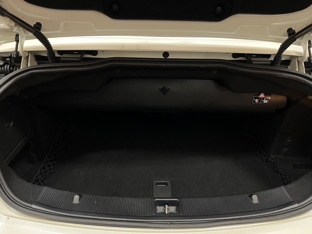 2014 Mercedes-Benz E-Class Image 40