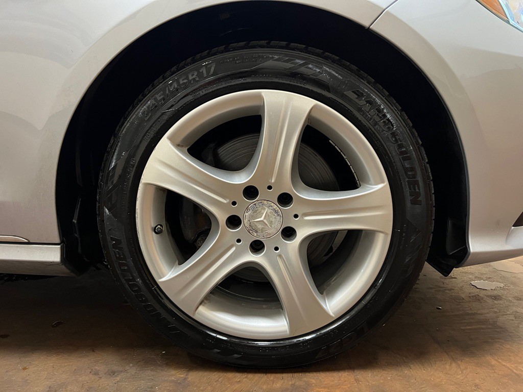 2014 Mercedes-Benz E-Class Image 11