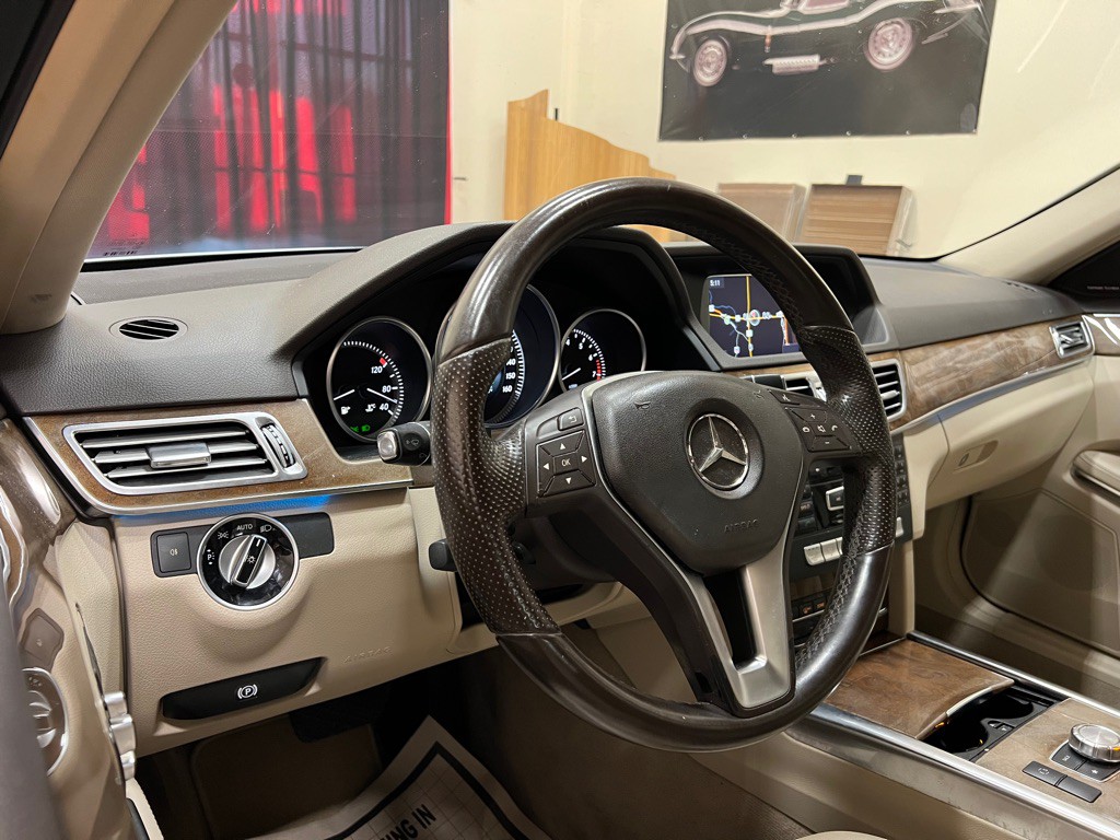 2014 Mercedes-Benz E-Class Image 13