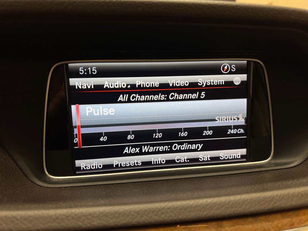 2014 Mercedes-Benz E-Class Image 24