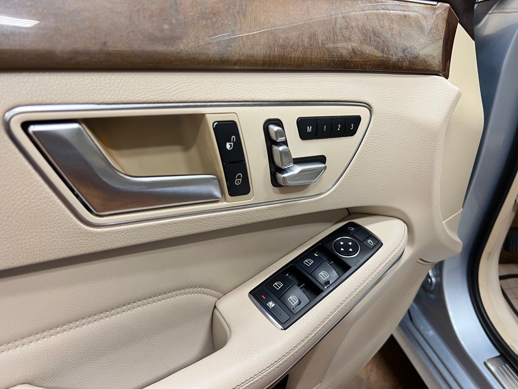 2014 Mercedes-Benz E-Class Image 27