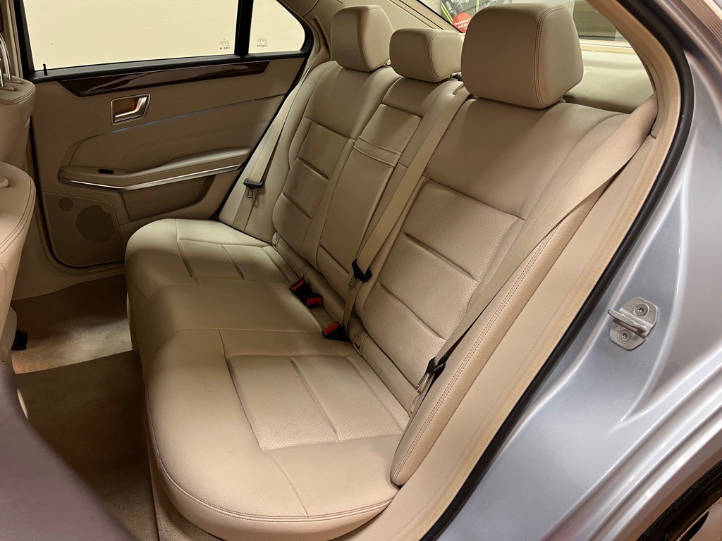 2014 Mercedes-Benz E-Class Image 30