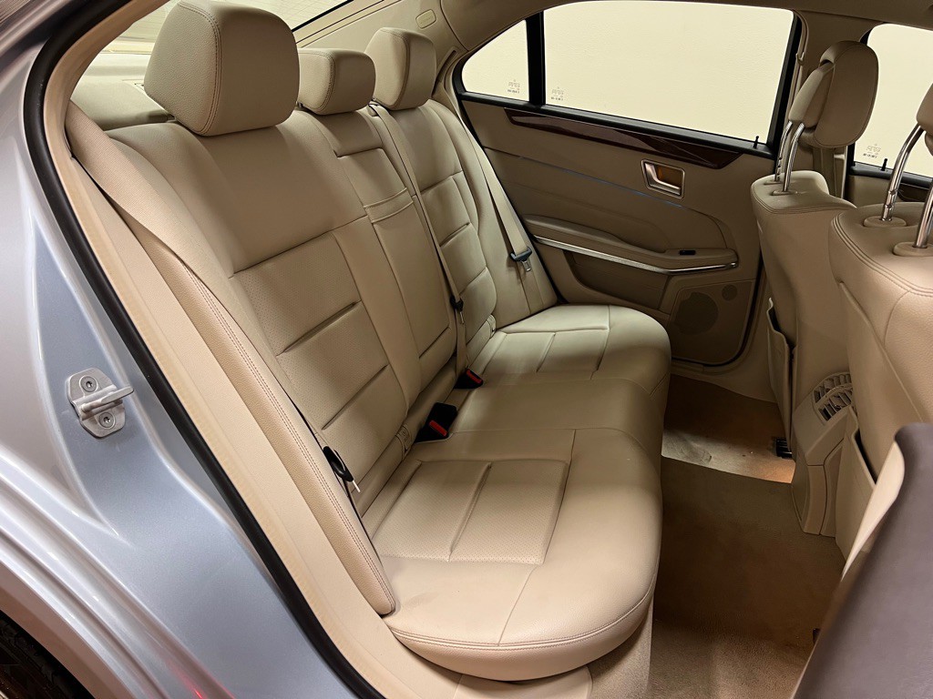 2014 Mercedes-Benz E-Class Image 31