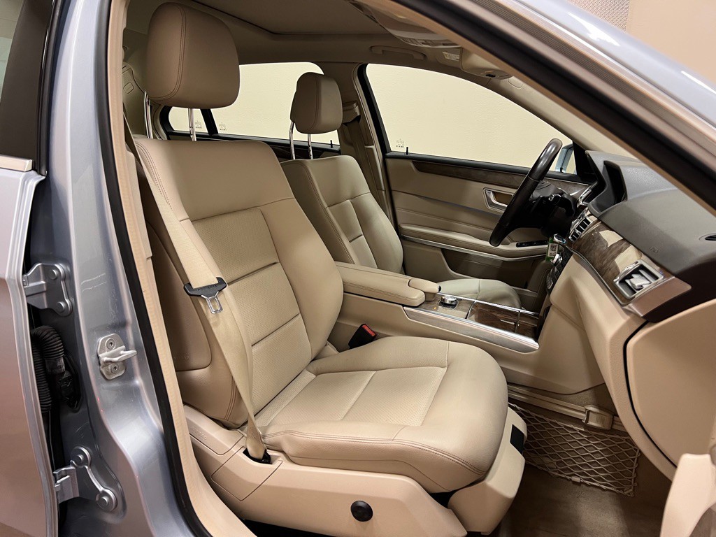 2014 Mercedes-Benz E-Class Image 33